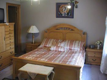 Alexandrea Bed & Breakfast Niagara Falls