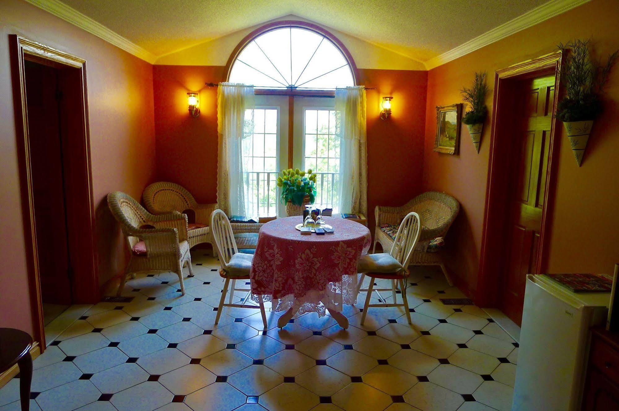 Bed & Breakfast Alexandrea 3*